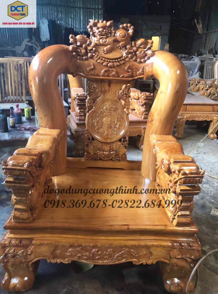 salon chạm nghê tay 20